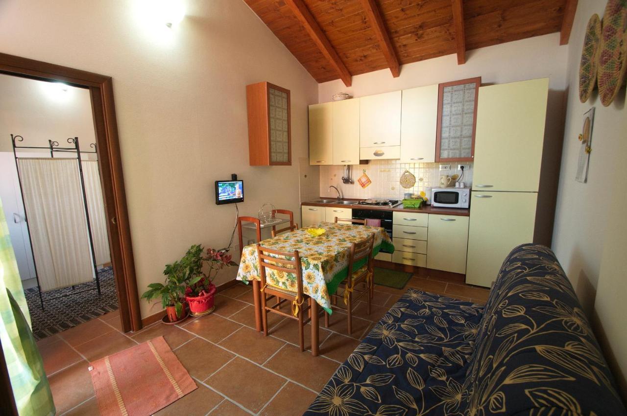 Apartamento Il Fenicottero Masainas Habitación foto